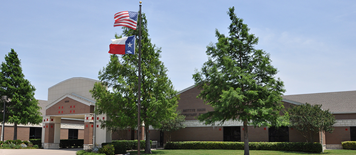 Haun Elementary School front entrance 